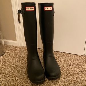 Hunter Women's Original Tall Rain Boots size 10